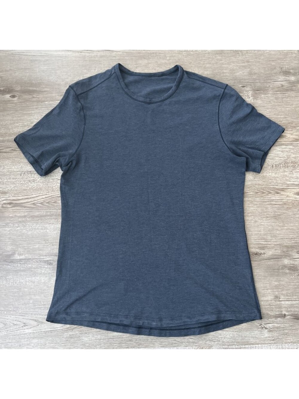 Lululemon 5 Year Basic Tee Blue Short‎ Sleeve Mens Large